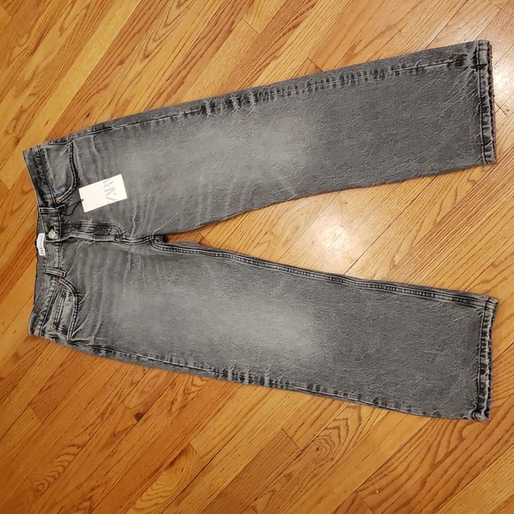 Zara Denim - NWT Zara jeans size US 10 🐺